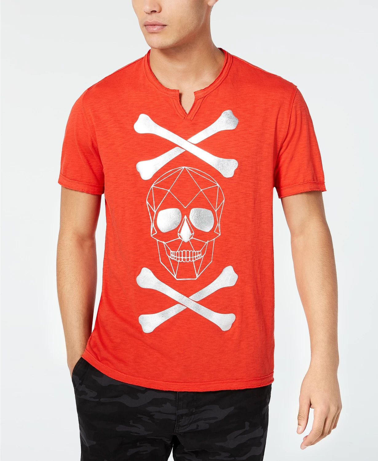 Camiseta masculina com caveira e ossos cruzados da INC International Concepts, vermelha, tamanho grande