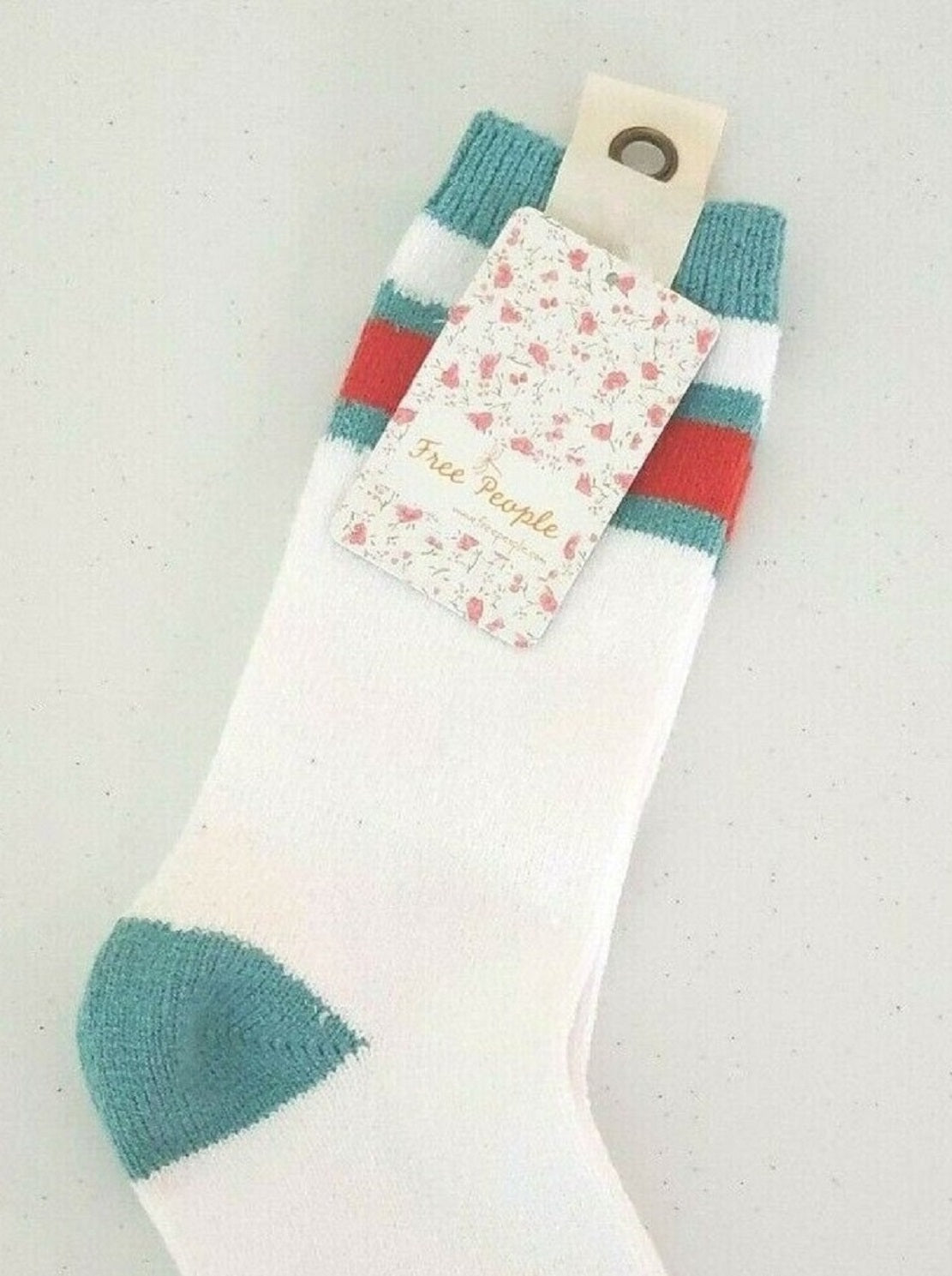 Meias femininas casuais listradas e estampadas da Free People, tamanho único, brancas