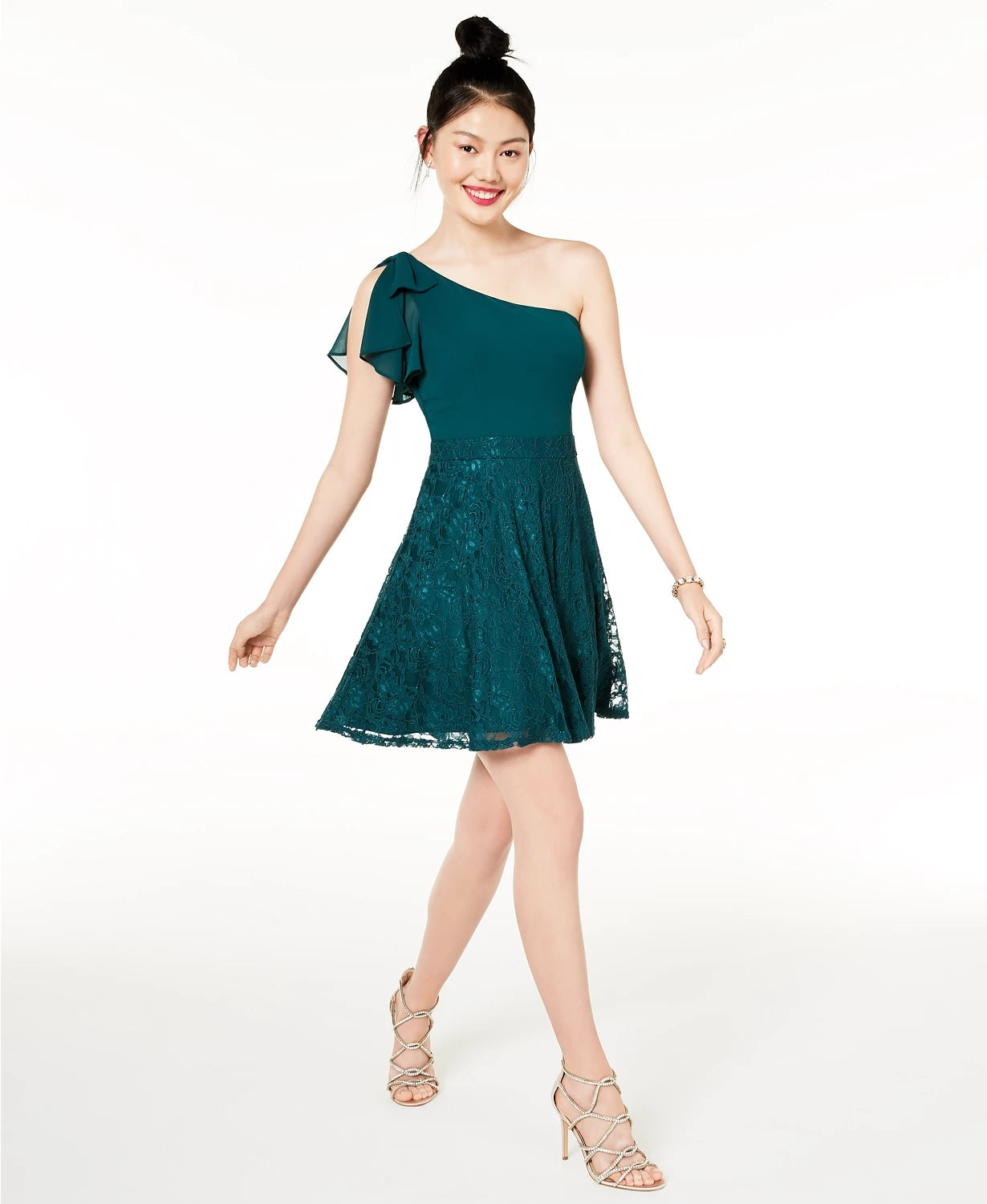 Vestido de um ombro só de renda e chiffon City Studios Juniors, verde, tamanho 5
