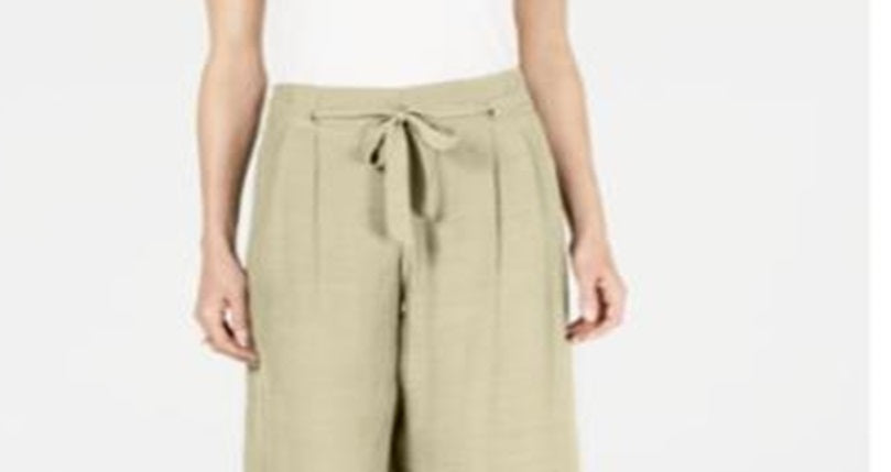 Calça Capri Texturizada com Amarração Frontal Feminina JM Collection Areia Tamanho Claro Petite G