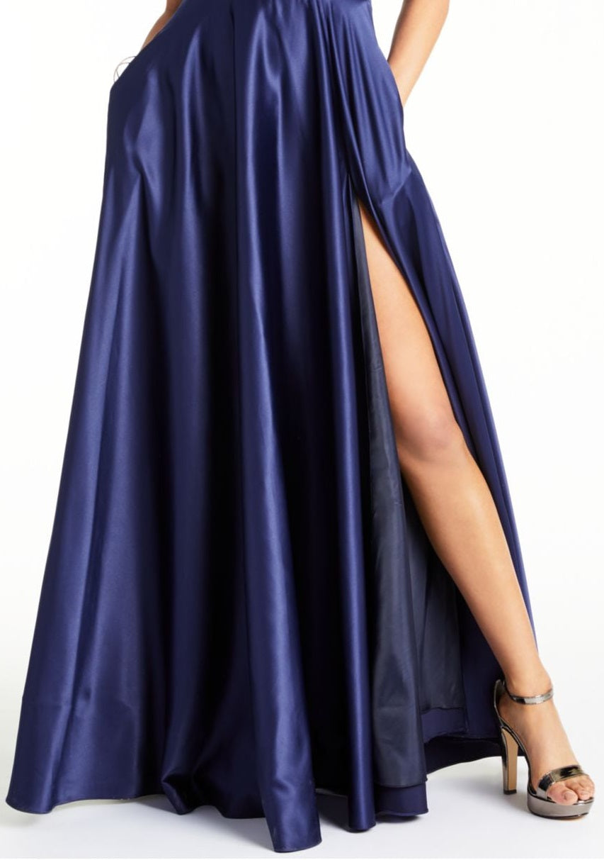 Vestido de cetim feminino B. Darlin com decote em V, azul, tamanho 11/12