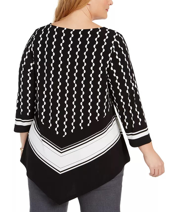 Blusa feminina Alfani Plus Size com estampa e bainha em V, preta, tamanho 0X