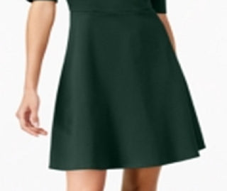 Vestido Monteau Feminino com Decote Recortado e Ajuste Flare, Verde, Tamanho Pequeno XS