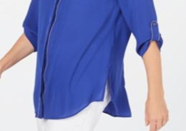 Camisa utilitária feminina JM Collection com detalhes em azul, tamanho pequeno GG