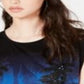 Guess Top curto estampado feminino com manga curta e gola redonda, preto, tamanho grande