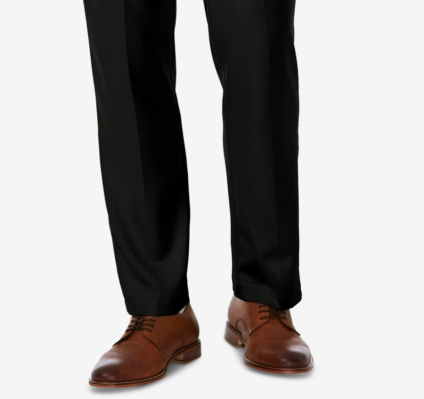 Calça social Haggar Cool 18 Pro Stretch Straight Fit com frente lisa, preta, tamanho 36x30