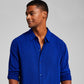 E agora esta camisa resort masculina de manga comprida lisa azul tamanho pequeno