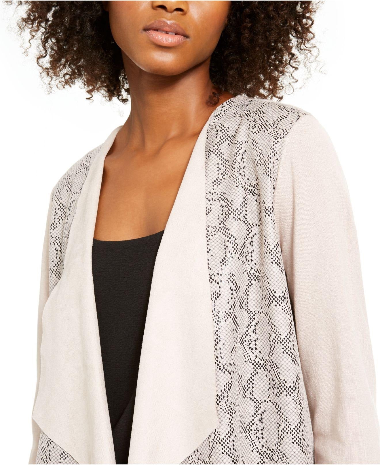 INC International Concepts Topper de pele de cordeiro estampado feminino, branco, tamanho grande