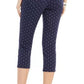 Calça jeans capri feminina com estampa de bolinhas Bristol Tummy Control, azul, tamanho 10, da Charter Club