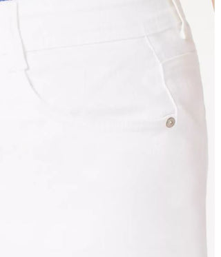 Jeans Plus Size Feminino Style &amp; Co com Controle de Barriga e Perna Fina, Branco Brilhante, Tamanho 22W