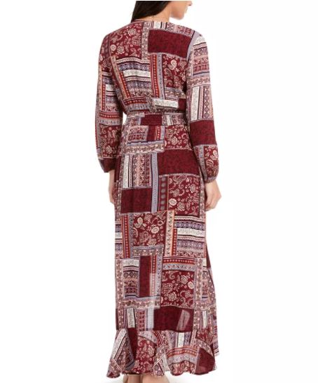 Vestido longo estampado American Rag Junior's Surplice vermelho escuro tamanho pequeno