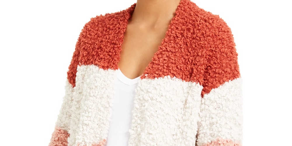 Cardigan Hippie Rose Juniors aconchegante com blocos de cores vermelho escuro, tamanho pequeno