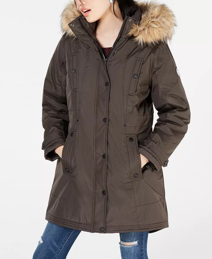 Parka com capuz e acabamento em pele sintética Madden Girl Juniors, verde, tamanho extra grande