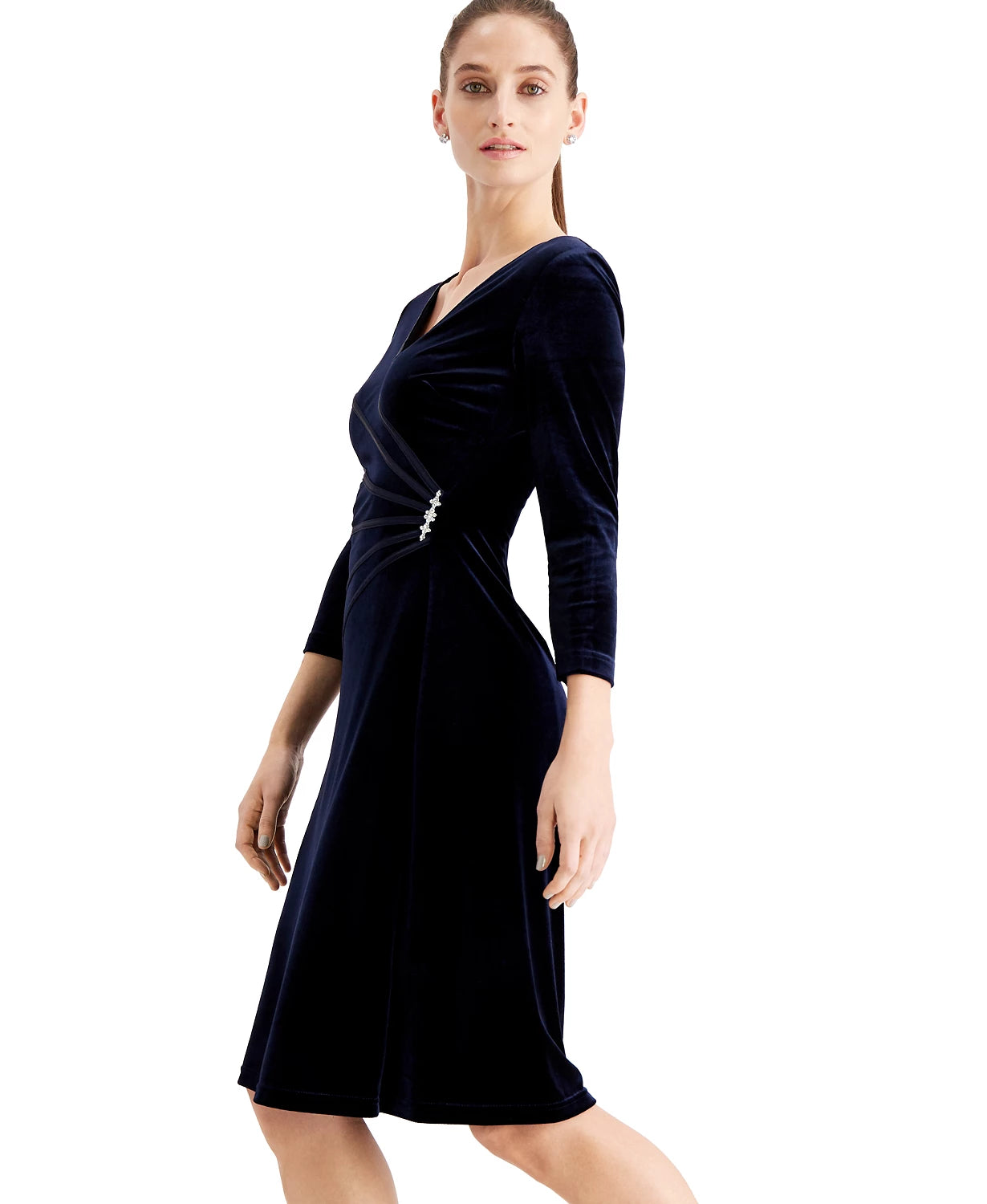 Vestido feminino Connected com broche de veludo e strass, azul-marinho, tamanho 10