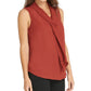 Blusa feminina DKNY com decote em V, bege, tamanho médio