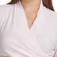 Blusa feminina DKNY com decote transpassado texturizado, rosa, tamanho médio