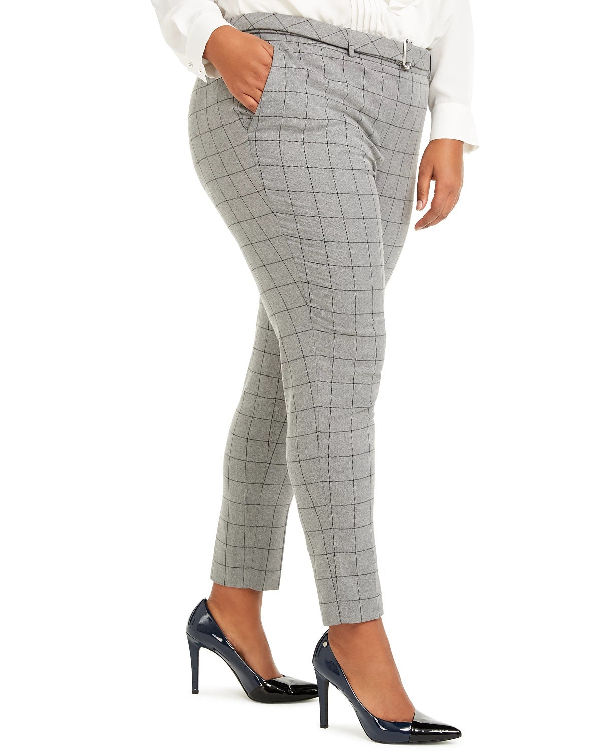 Calça Jeans Calvin Klein Plus Size Feminina com Cinto e Estampa de Janela, Perna Fina, Cinza, Tamanho 20W