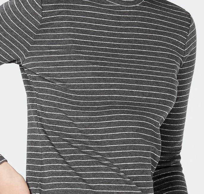 Camiseta feminina de algodão listrada com gola falsa, tamanho grande, cinza, Charter Club