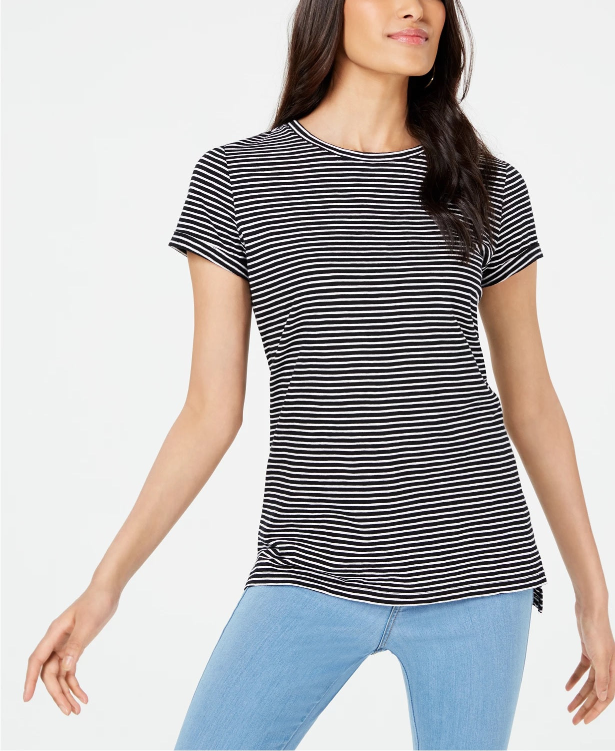 Camiseta feminina listrada Maison Jules com gola redonda, preta, tamanho XS