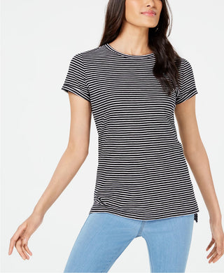 Camiseta feminina listrada Maison Jules com gola redonda, preta, tamanho XS
