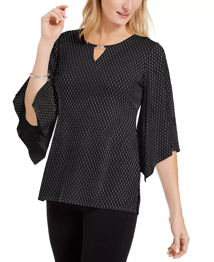 Blusa feminina com manga flare e detalhes embelezados, preta, tamanho grande, da coleção JM