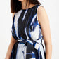 Blusa abstrata plissada com cinto Alfani feminina azul escuro tamanho grande