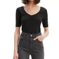 Camiseta Levi's Cecilia Feminina Preta Tamanho X-S