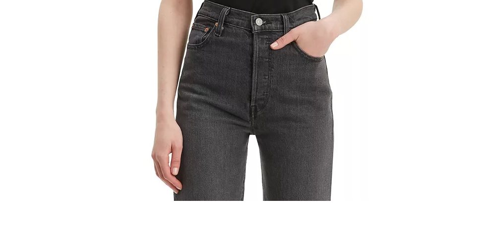 Camiseta Levi's Cecilia Feminina Preta Tamanho X-S