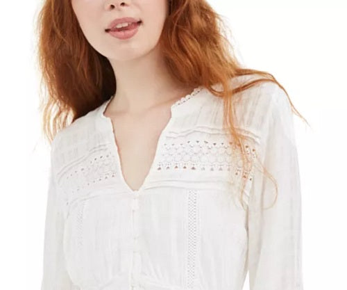 Top peplum texturizado com acabamento em renda da American Rag Juniors, tamanho pequeno, branco