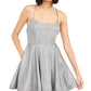 Vestido de renda brilhante Speechless Juniors, tamanho 7, prateado