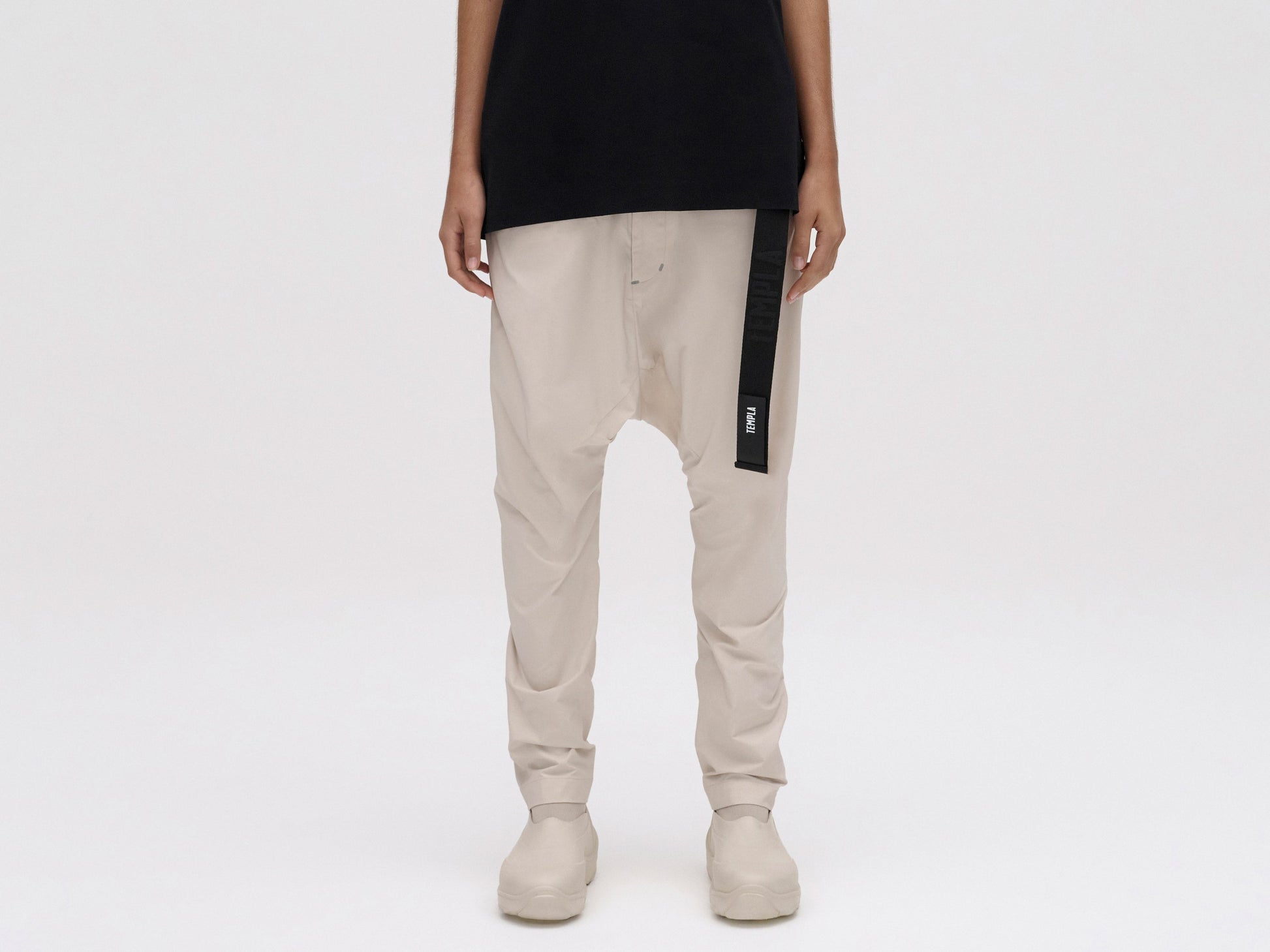 dropped-pant-fog