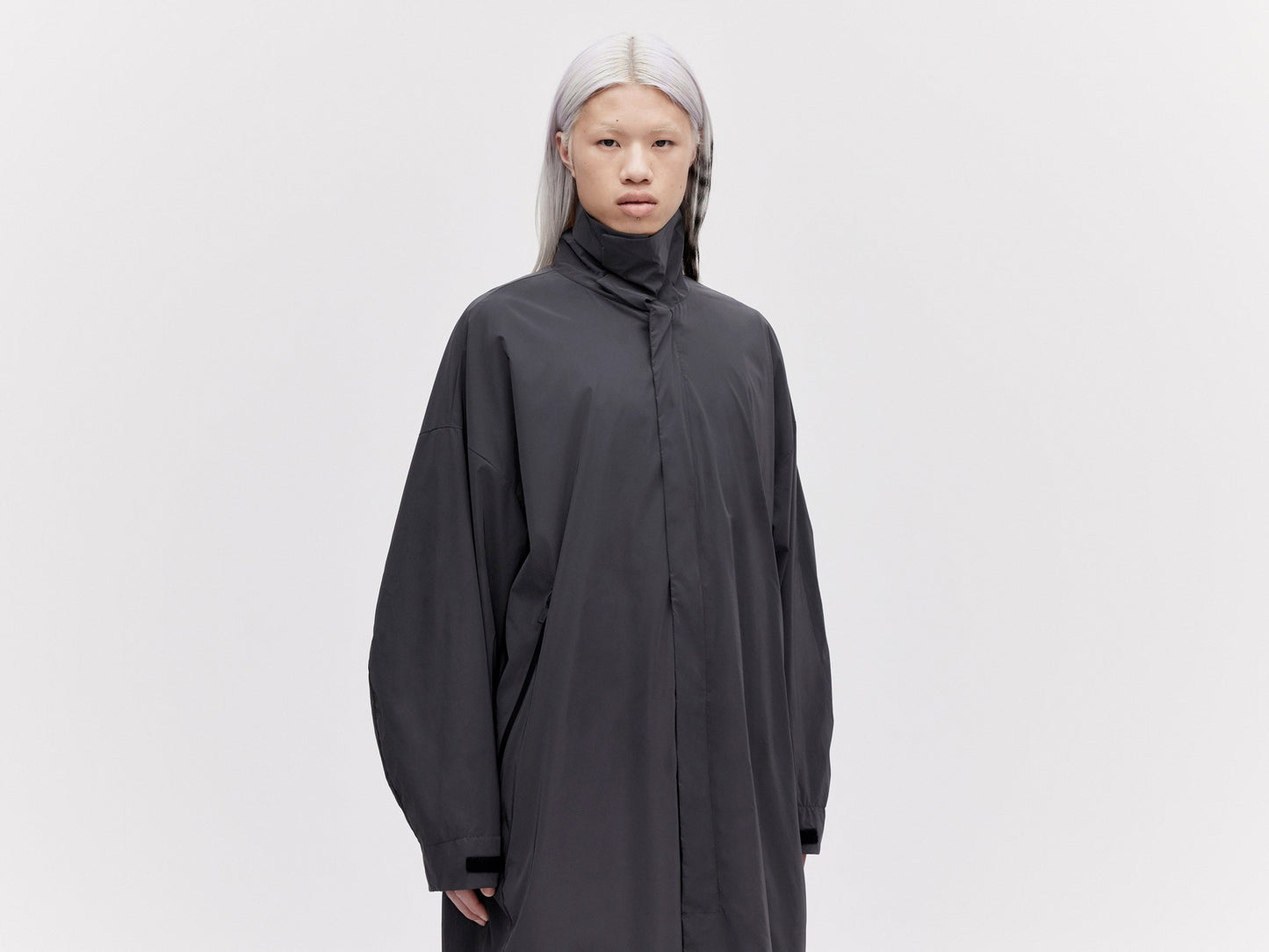 Mac Coat - Reflective Black