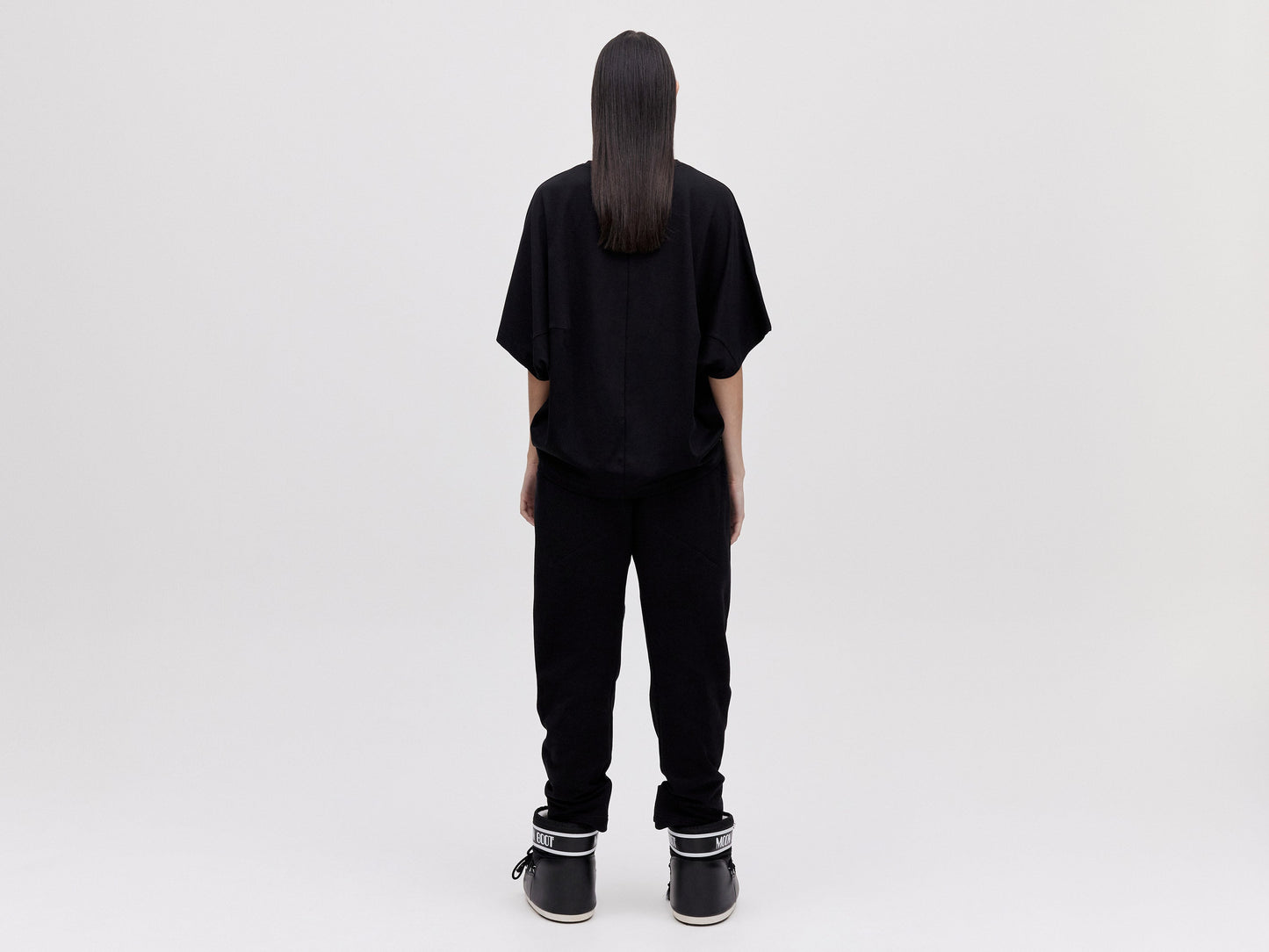 Cropped Tee - Black