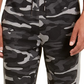 Calça de moletom camuflada com blocos de cores Ideology masculina, preta, tamanho pequeno