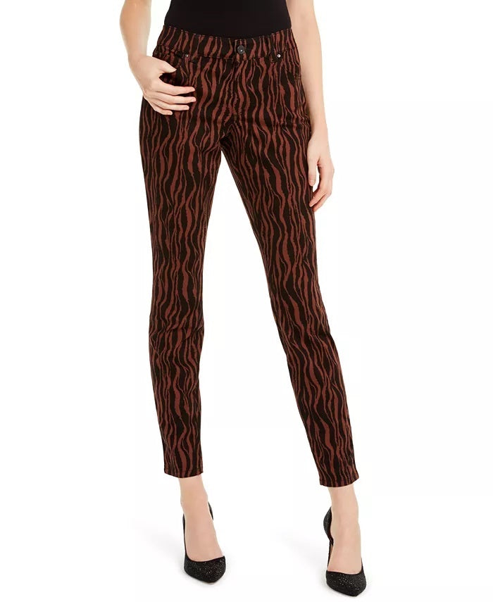 Calça jeans skinny feminina INCEssentials com estampa de tigre, marrom, tamanho 0, da INC International Concepts