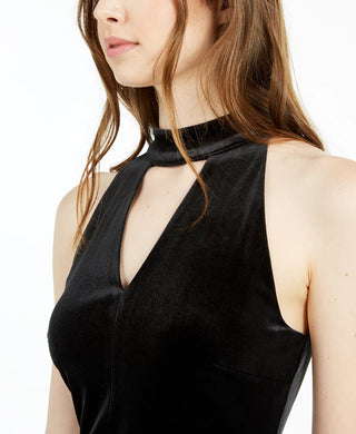 Vestido tubinho de veludo com decote em V sem mangas Bar III feminino, preto, tamanho XX-G