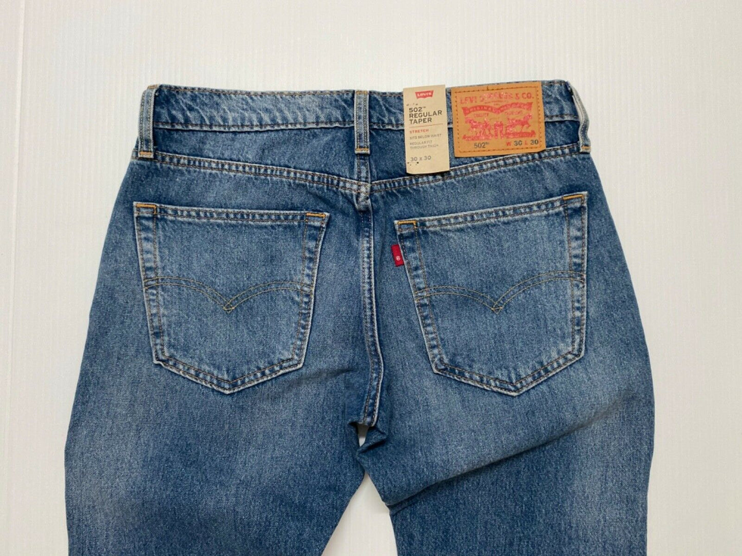 Calça jeans Levi's 502 Tapered Fit rasgada com estampa camuflada, tamanho médio, azul, 34x32
