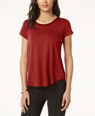 Camiseta Alfani Feminina Petite Satin-Trim High-Low Vermelha Escura Tamanho Médio