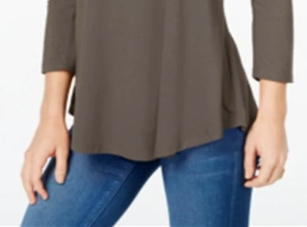 Top decote redondo da coleção feminina JM marrom tamanho pequeno