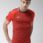 Camiseta Nike Dry Print Logo Training Masculina Vermelha - Tamanho Grande