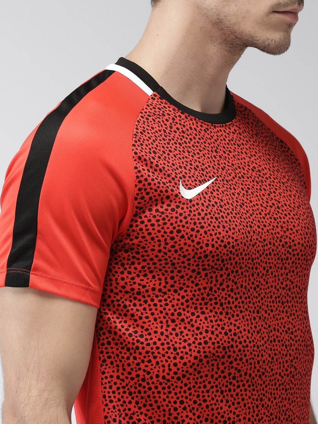 Camiseta Nike Dry Print Logo Training Masculina Vermelha - Tamanho Grande