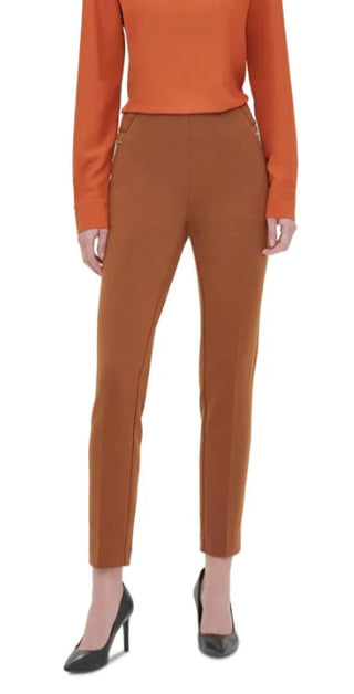 Calça social feminina Calvin Klein com cintura plissada e ajuste slim, marrom, tamanho 6