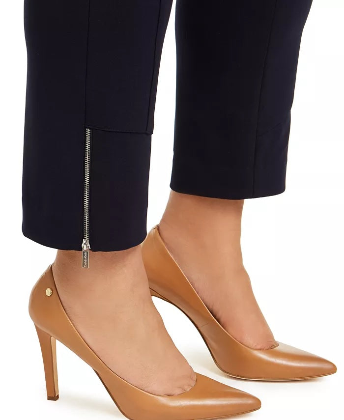 Calça curta plus size Calvin Klein feminina com bolso e zíper, azul, tamanho 18W