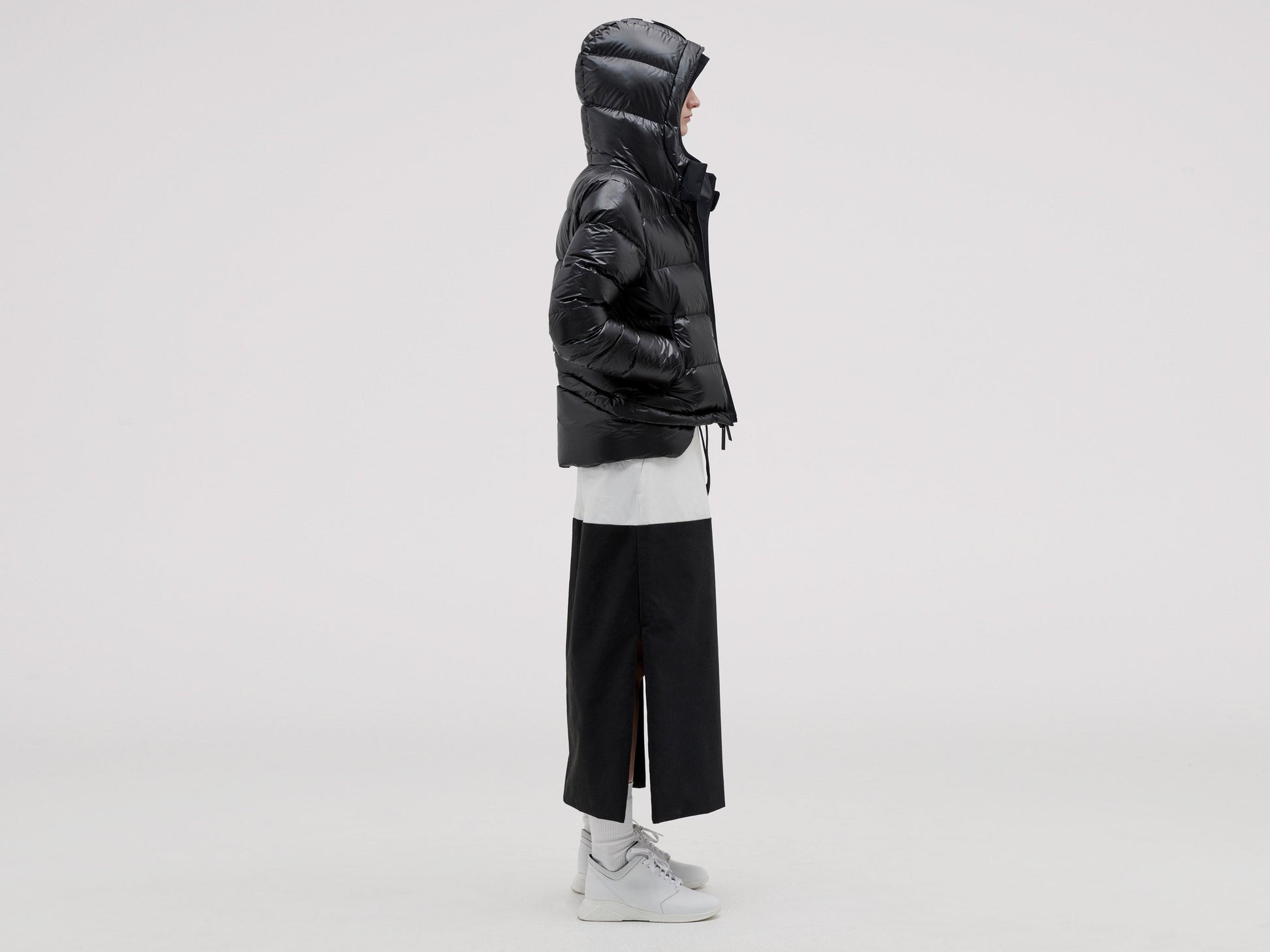 10k-nano-gloss-puffer-jacket-cropped-black