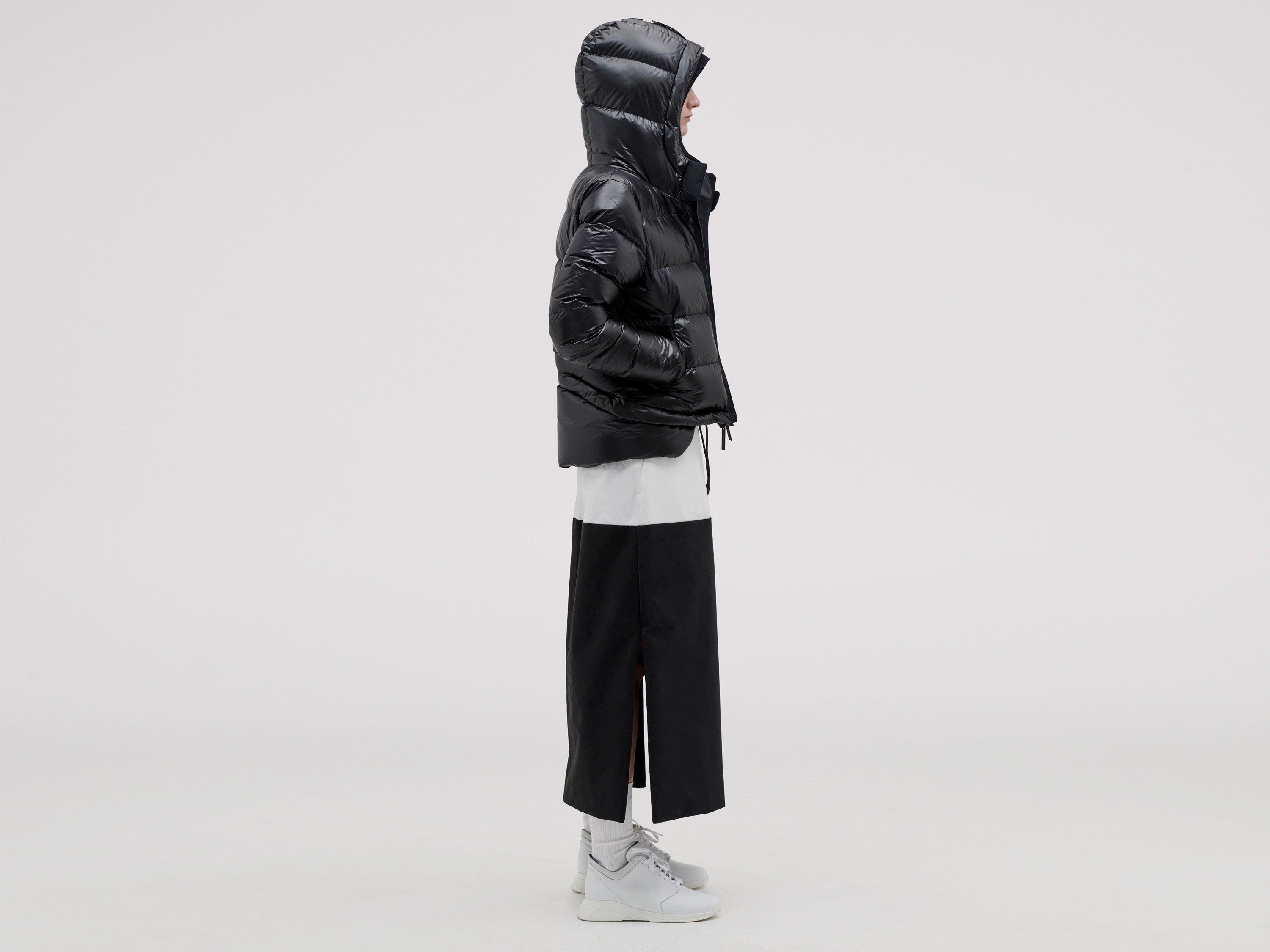 10k-nano-gloss-puffer-jacket-cropped-black