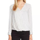 Blusa feminina Vince Camuto Fiesta Dot Wrap Front Manga Longa Cetim Martelado Branco Tamanho X-G