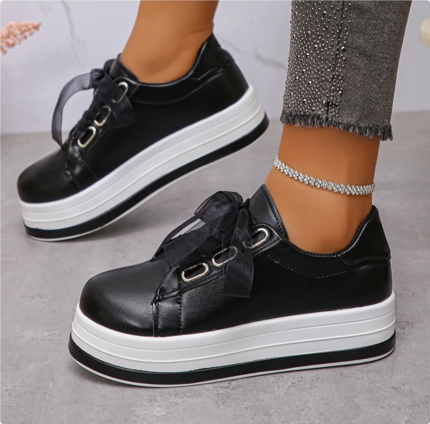 Women's Metallic Lace Up Platform Round Toe Casual Shoes